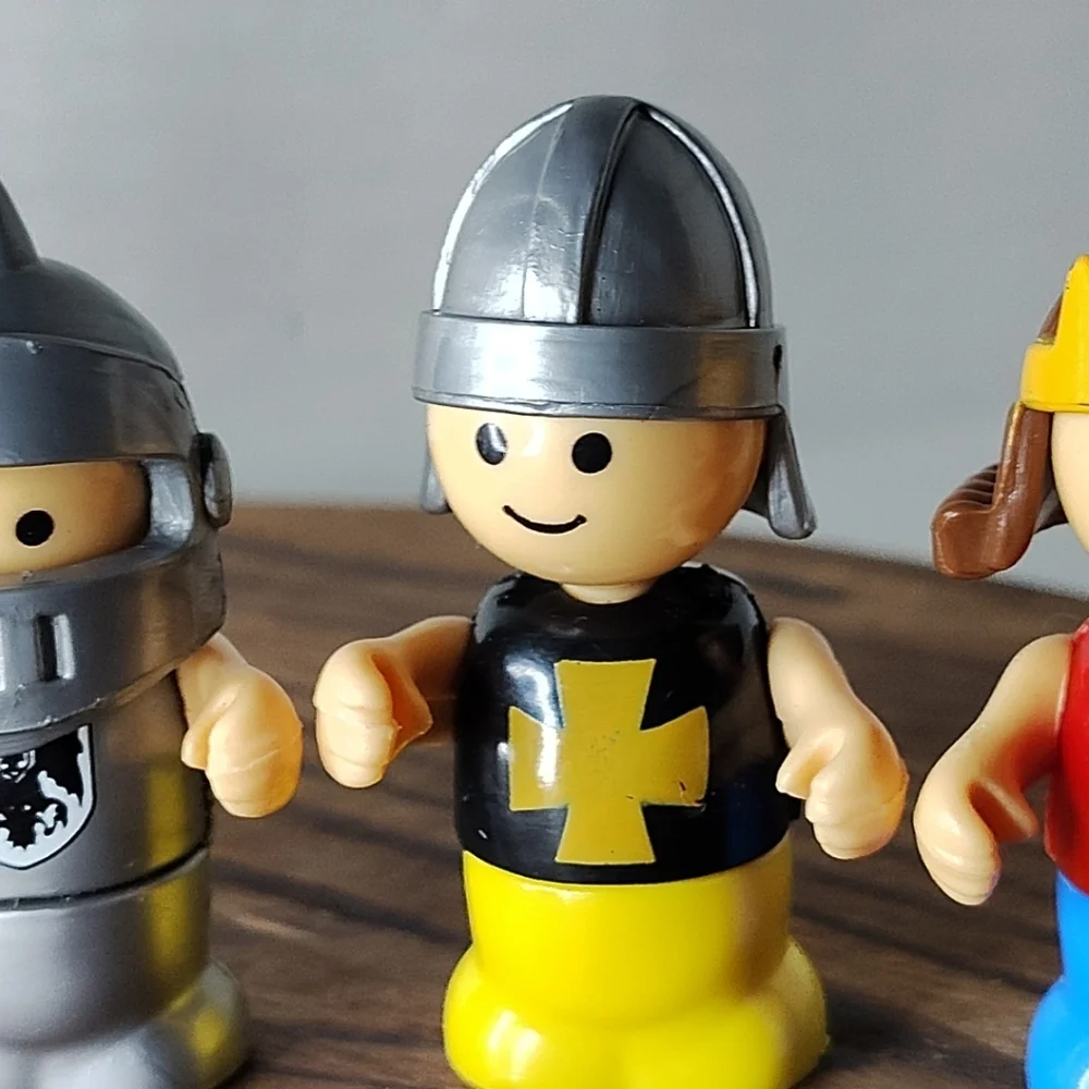 Vintage PlaySkool Lot Lil Playmate King Knights Figures Soldier Guards Pirate